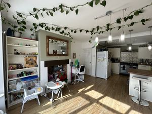 Photo 6- click for photo gallery